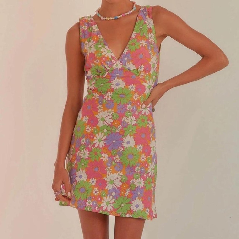 Floral V-Neck Summer Dress Peppermayo retro